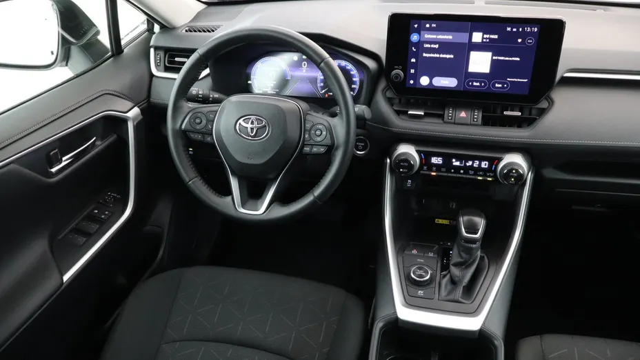 Toyota RAV4 -