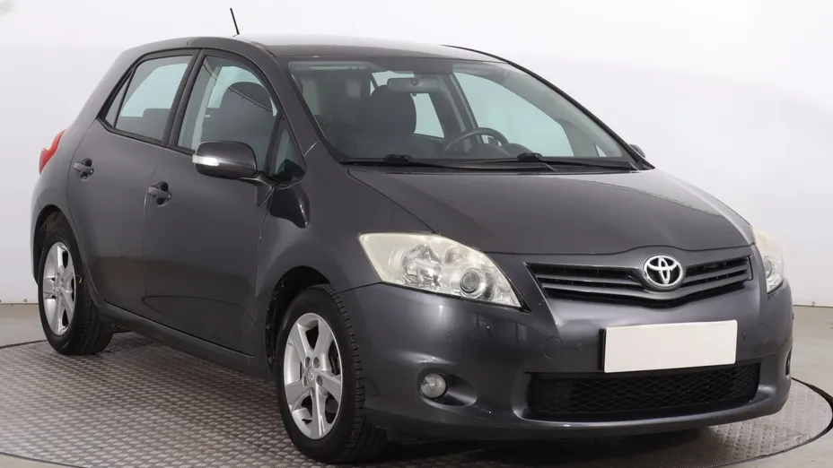 Toyota Auris -