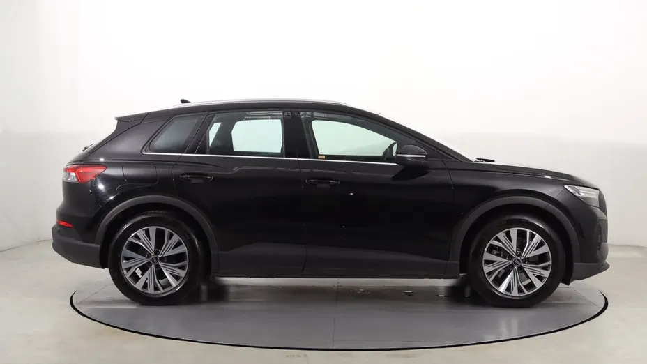 Audi Q4 e-tron -