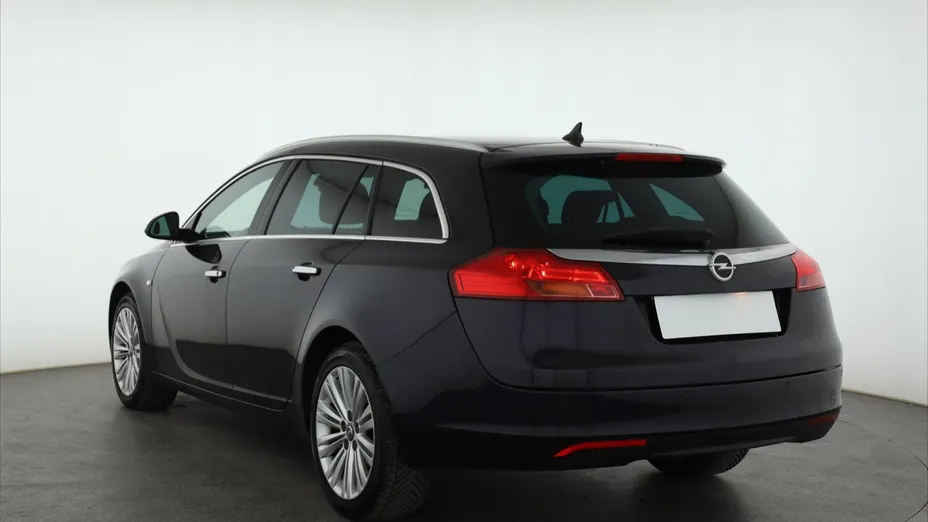 Opel Insignia -
