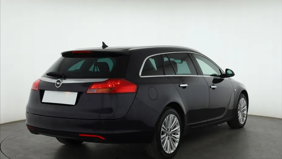 Opel Insignia -
