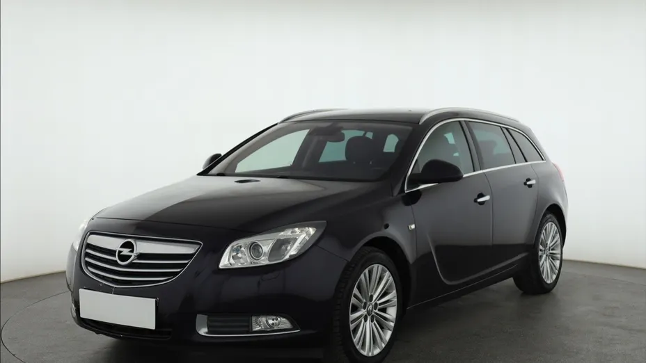 Opel Insignia -