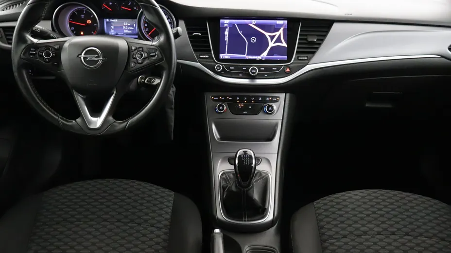 Opel Astra -