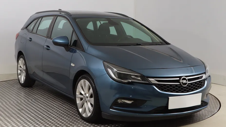 Opel Astra -