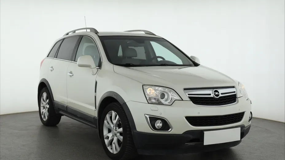 Opel Antara -
