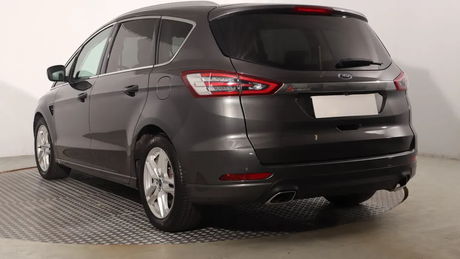 Ford S-MAX -