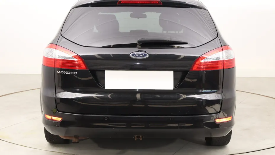 Ford Mondeo -