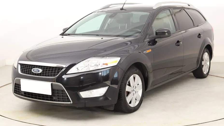 Ford Mondeo -