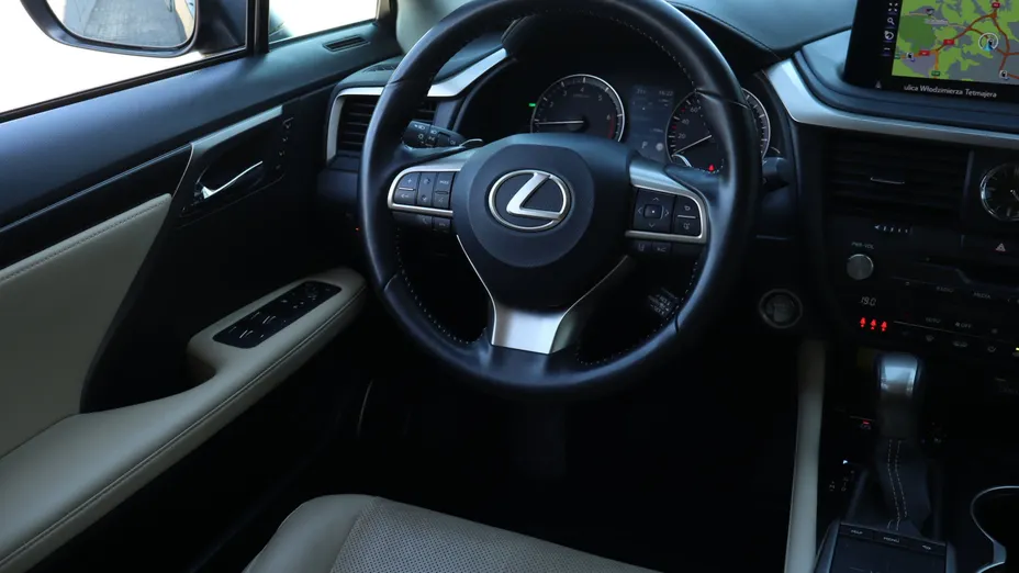 Lexus RX -