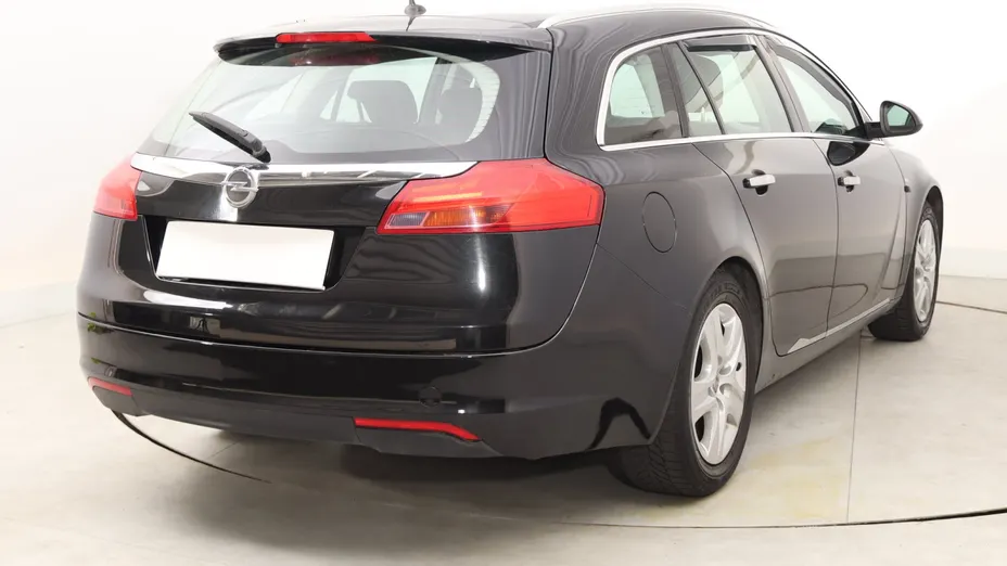 Opel Insignia -