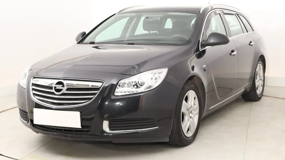 Opel Insignia -