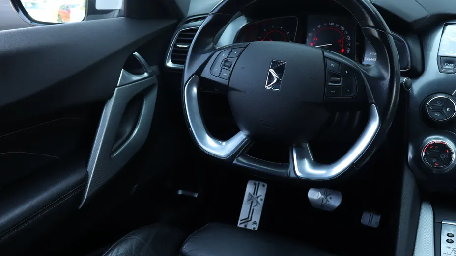 DS 5 -