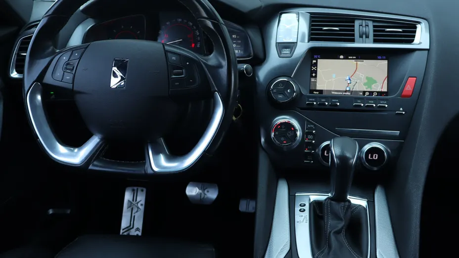 DS 5 -