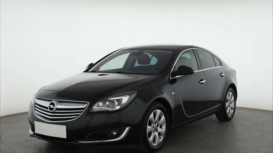 Opel Insignia -