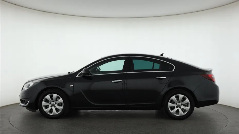 Opel Insignia -