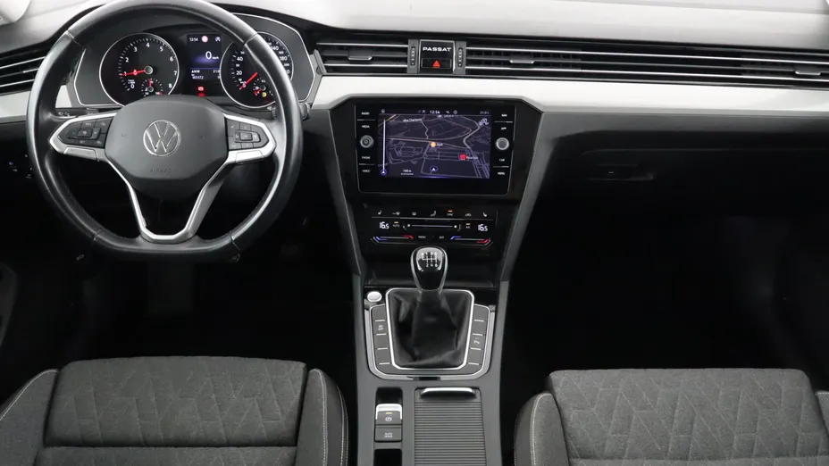 VW Passat -