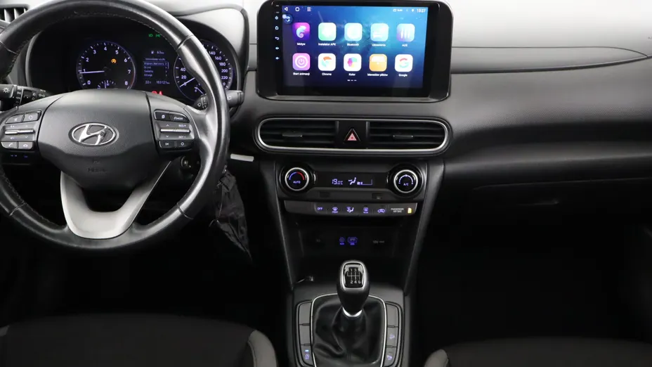 Hyundai Kona -