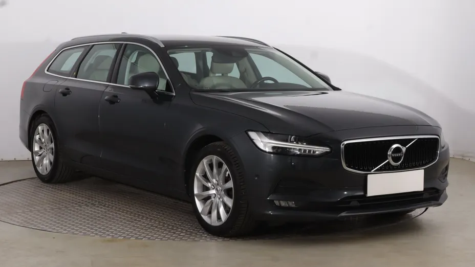 Volvo V90 -