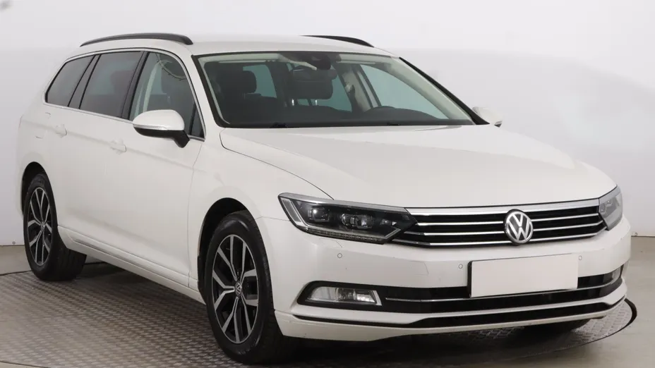 VW Passat -