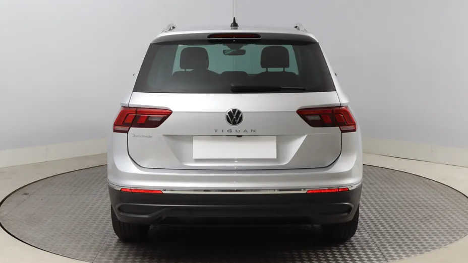 VW Tiguan -