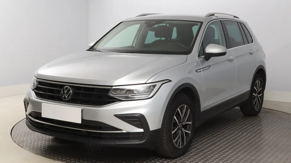 VW Tiguan -