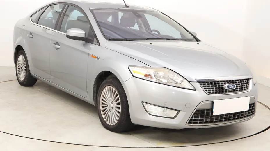Ford Mondeo -