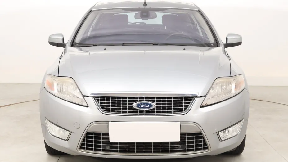 Ford Mondeo -