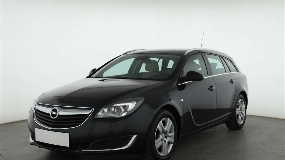 Opel Insignia -
