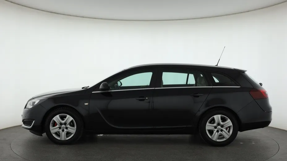 Opel Insignia -