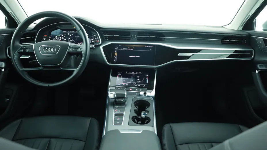 Audi A6 -