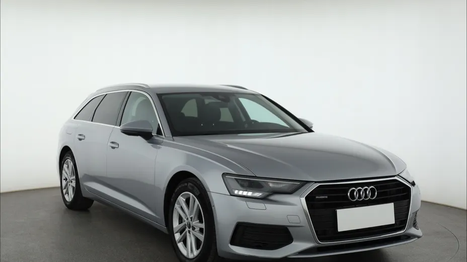 Audi A6 -