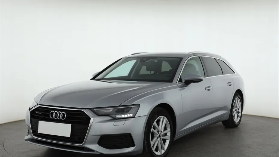 Audi A6 -
