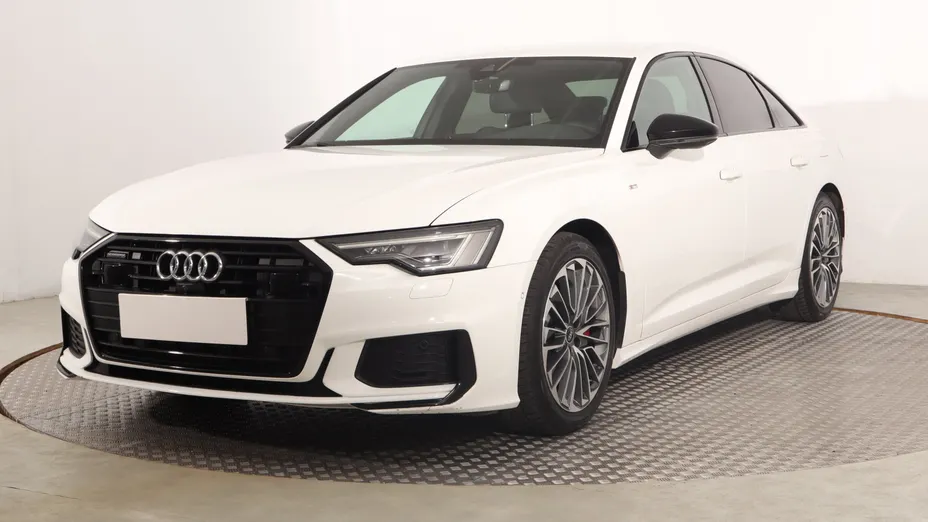 Audi A6 -