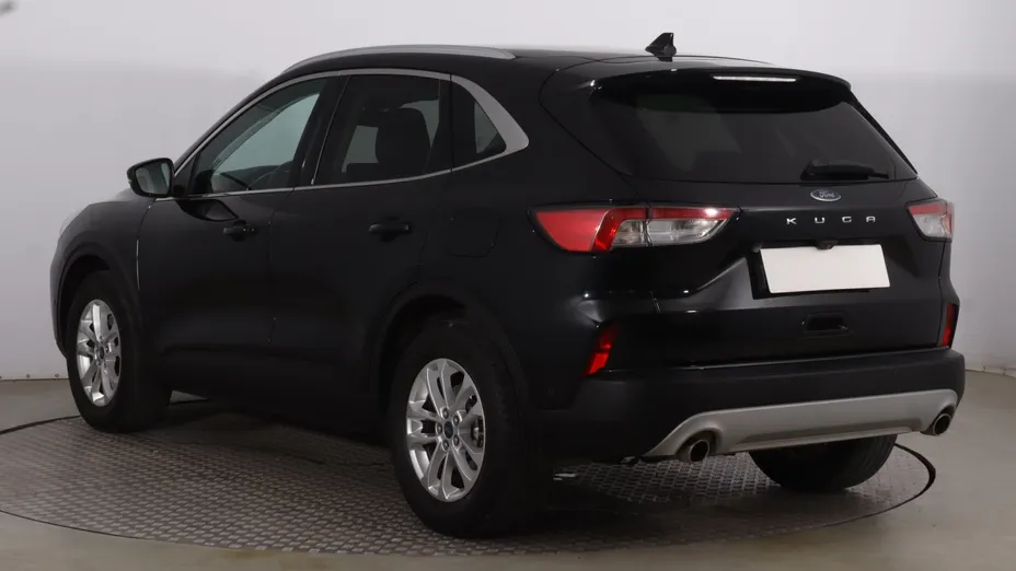 Ford Kuga -