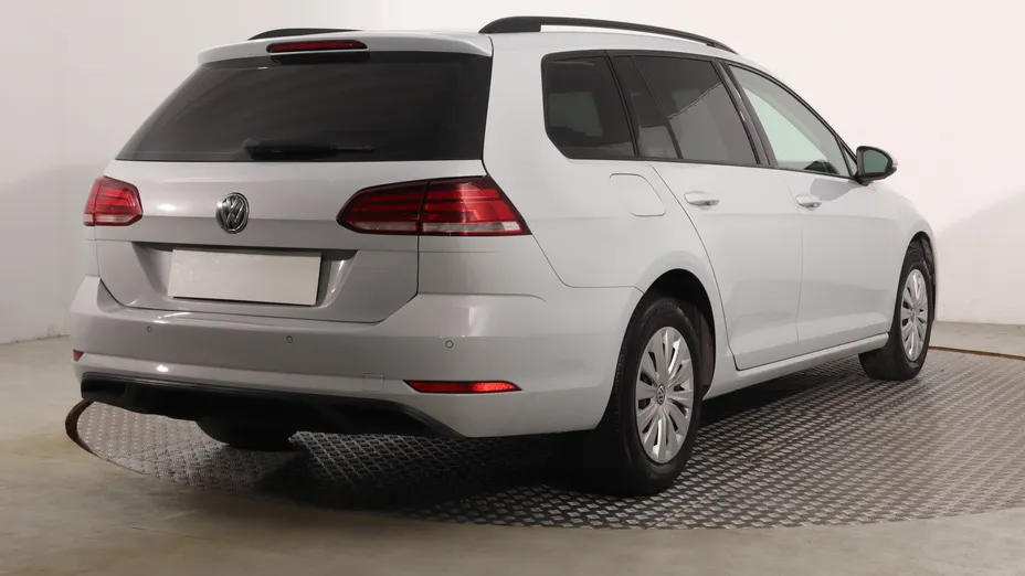 VW Golf -
