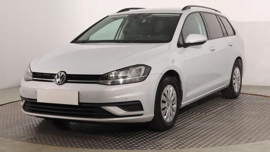 VW Golf -