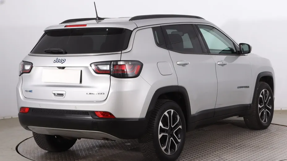 Jeep Compass -