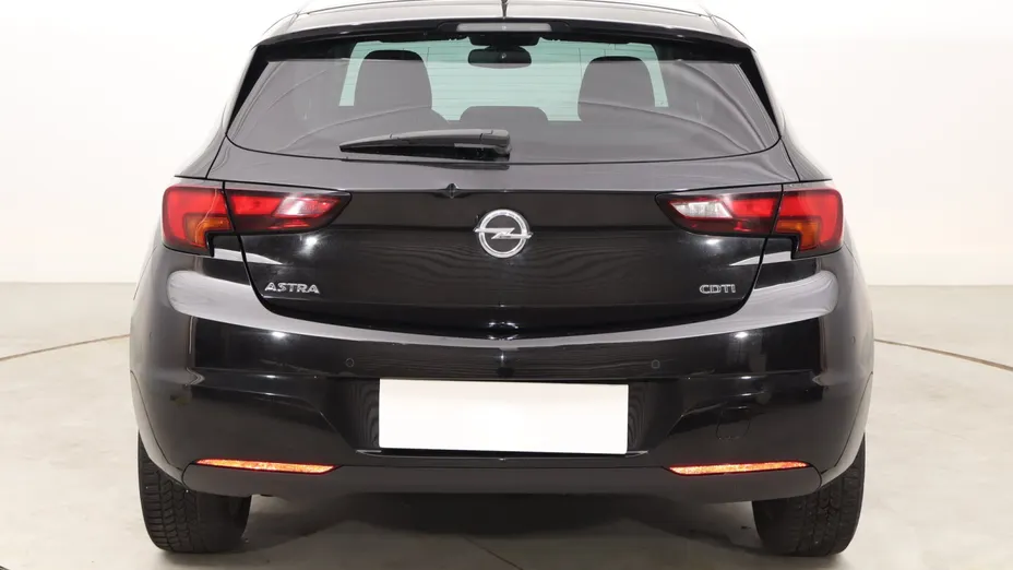 Opel Astra -