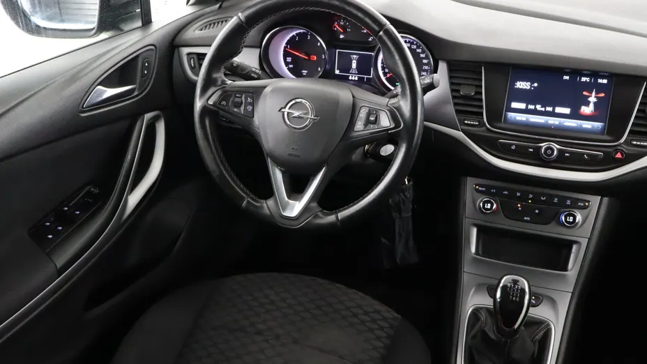 Opel Astra -