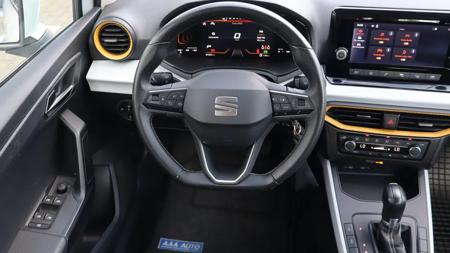 Seat Arona -