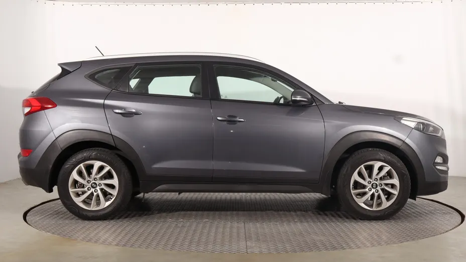 Hyundai Tucson -