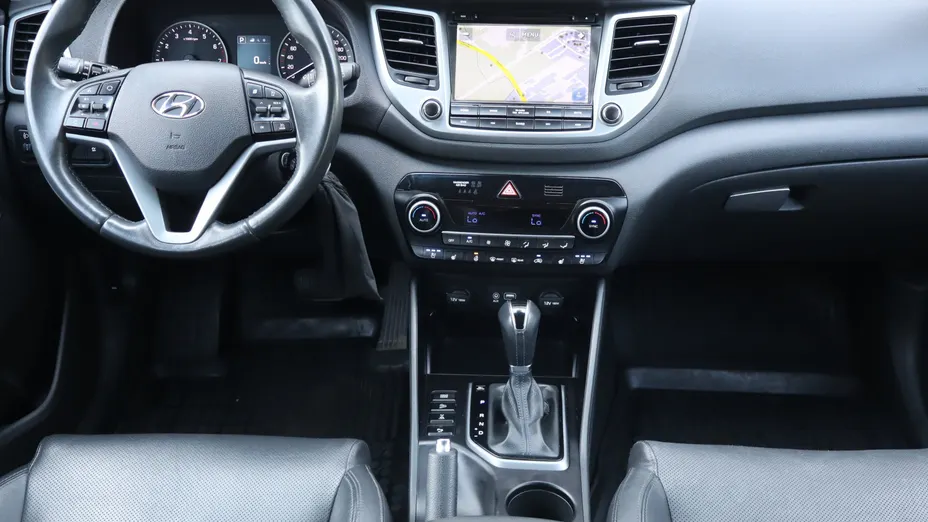 Hyundai Tucson -
