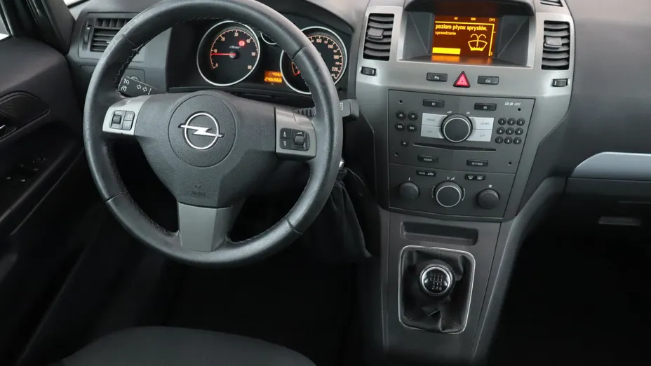 Opel Zafira -