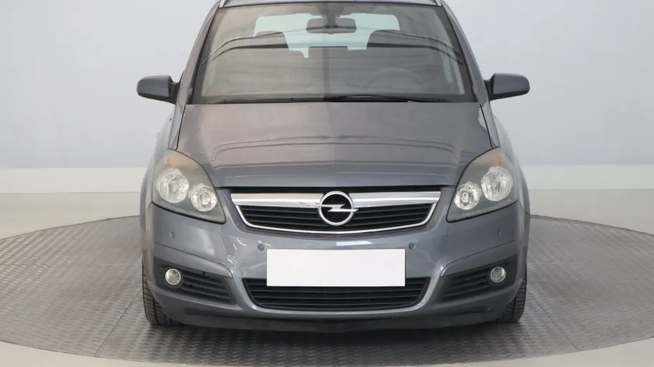 Opel Zafira -