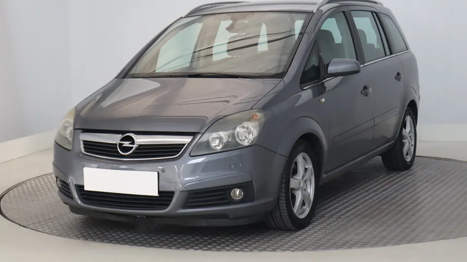 Opel Zafira -