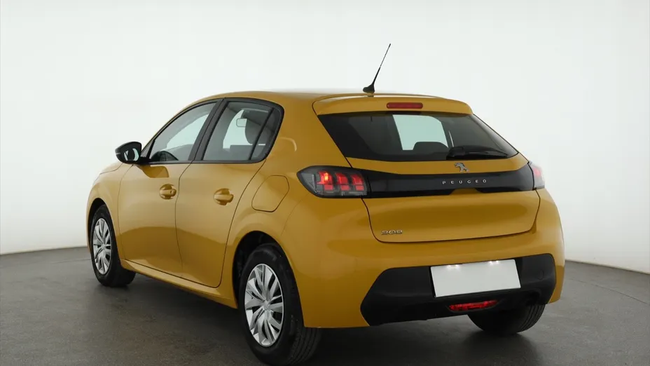 Peugeot 208 -