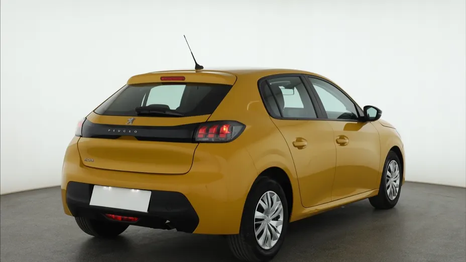 Peugeot 208 -