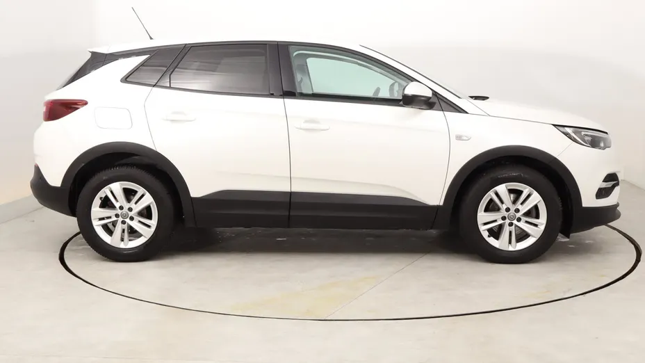 Opel Grandland -