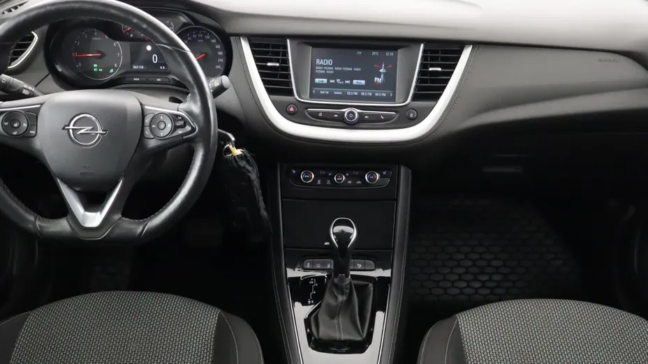 Opel Grandland -
