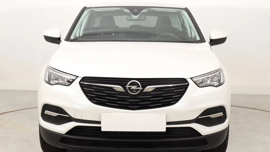 Opel Grandland -